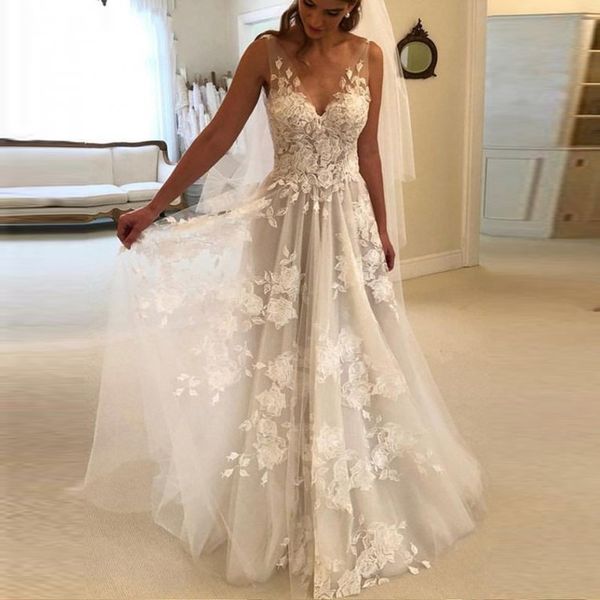 Bellissimi abiti da sposa da spiaggia 2019 Fiori con scollo a V Applique in pizzo Abiti da sposa Backless vestido de noiva Princesa Abiti da sposa in tulle