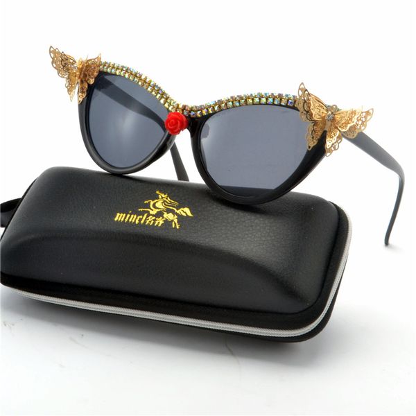

sunglasses women 2018 big frame cat sunglasses riveted bat ladies vintage party glasses for men fml, White;black