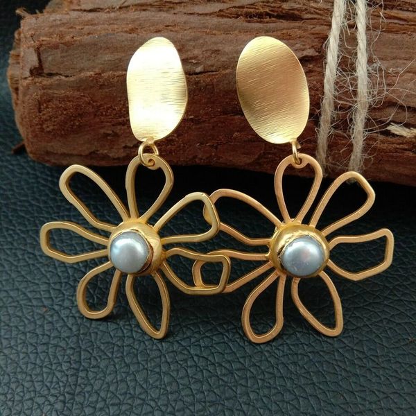 

white pearl golden plated flower earrings, Silver