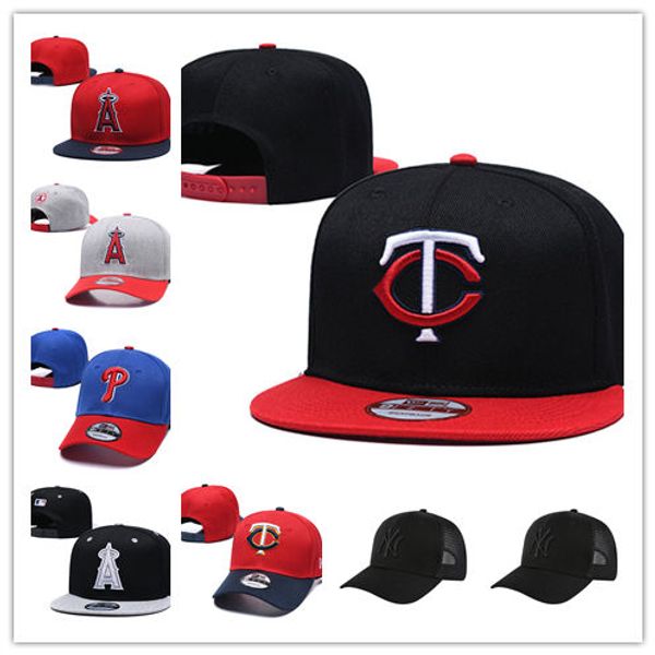 

Бейсбольная кепка Подлинная коллекция на поле. Низкопрофильная игра.