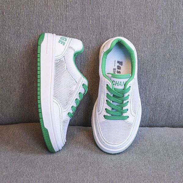 

spring/summer 2020 new breathable boys/girls board shoes children's casual sports shoes mesh kid's hollow out sneakers, Black;red