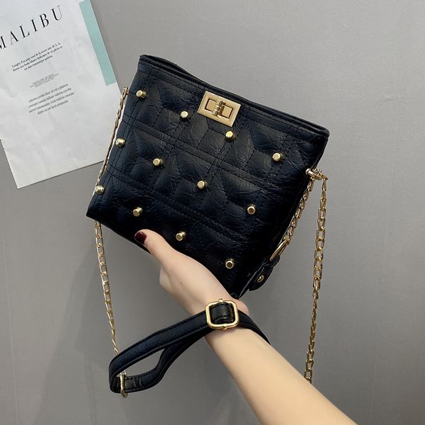 

small bag 2020 new on xin chao wang hong yang gas wild fashion ins shoulder messenger bag