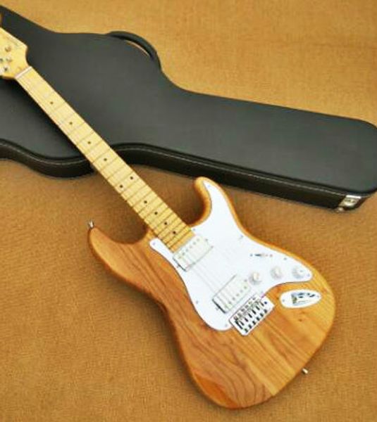 

gyst-1004 original color solid ash body 22 frets white plate maple fretboard chrome hardware st electric guitar. ship