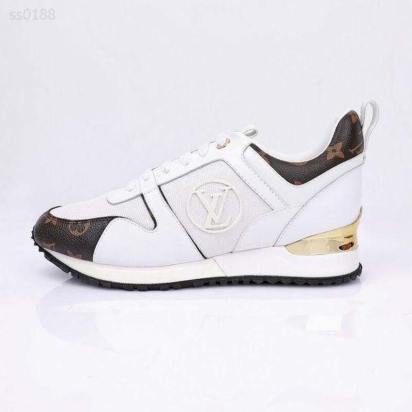 

2019 new autumn and winter european station low-end temperament wild comfortable men's shoes factory direct sales size 39-45cm, Black
