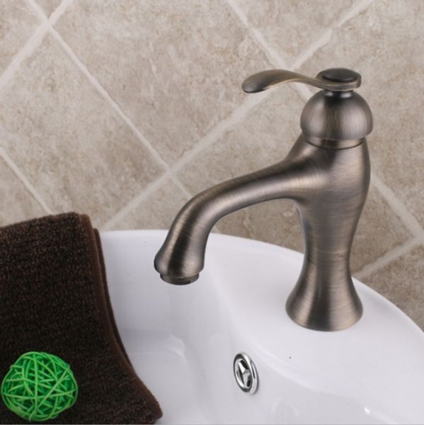 

античная латунь ванной бассейна раковина смеситель поворотный смеситель на бортике