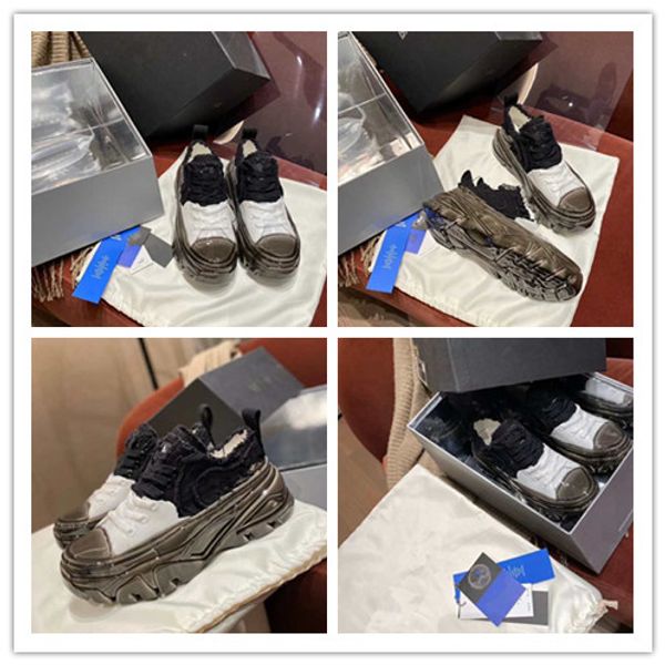 

high-quality designer shoes, leather sneakers, luxury men's and women's fashion white leather muffin shoes, flat casual shoes, Black