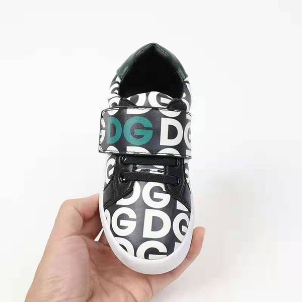 

мальчик кожаной обуви ребенок моды работает кроссовки ес зима осень 26-35 фантазии футбольные ботинки для мальчика ботинок малыша нового при, Black