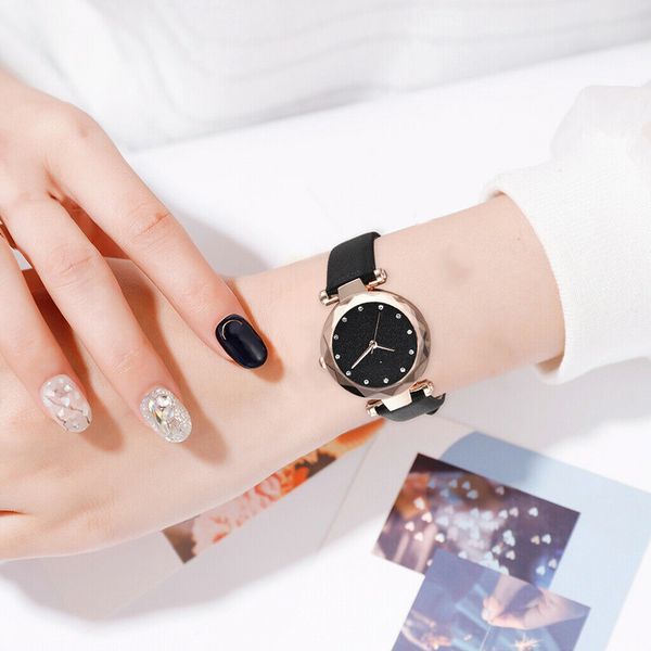 

2019 new men women korean fashion women's watch simple casual atmosphere small dial pu belt waterproof lovers student watch, Slivery;brown