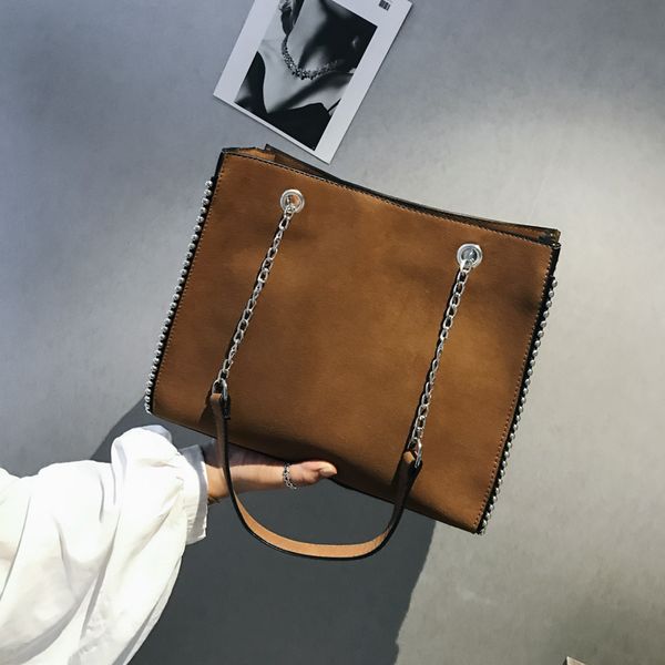 

2019 new women's shoulder bags pu women's bag korean crossbody bag fashion chain rivet tote