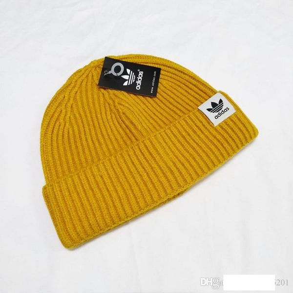 

2019 hat men's autumn and winter trend mix and match youth warm couple knitting wool hat