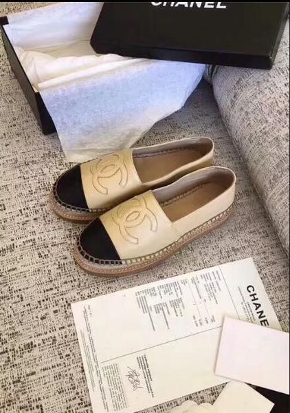 

wholesale women's retro flat shoes casual shoes women's autumn fashion square flat shoes 336555