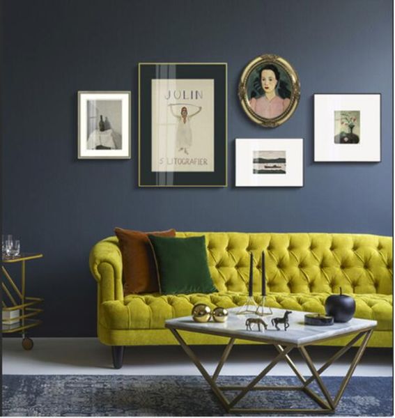 

european-style high-end retro paintings living room decoration diningroom mural sofa background wall combination hanging
