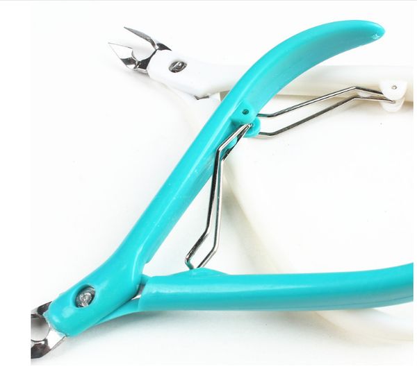 

1pcs nail dead skin pliers scissors plastic handle cuticle nippers clipper useful cuticle scissor wholesale available