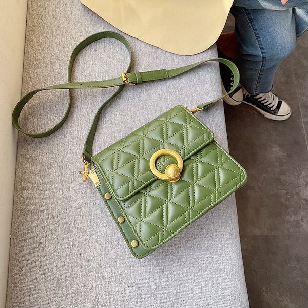 

on the new fairy bag 2020 new korean version of the small square bag fashion wild chain shoulder messenger tide