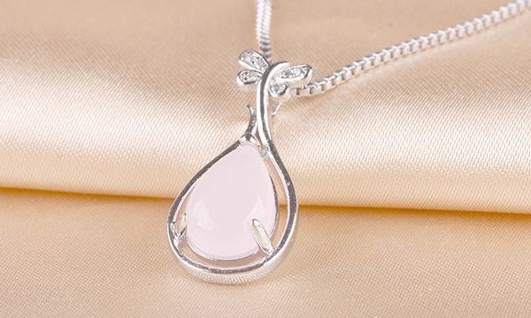 

wholesale- (without chain) natural stone butterfly pendant necklace pipa pink crystals hypoallergenic jewelry gift for women, Silver