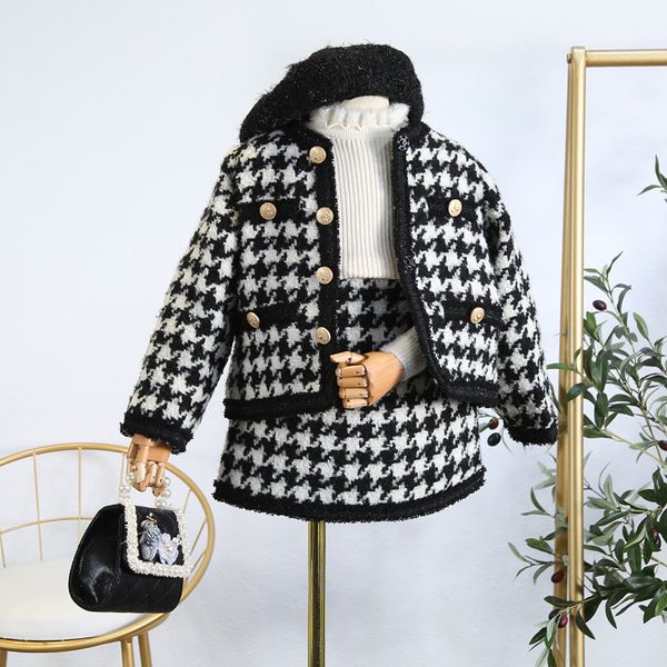 

girls small fragrance set 2019 autumn and winter new fashionable children's coat a word short skirt two-piece set, White