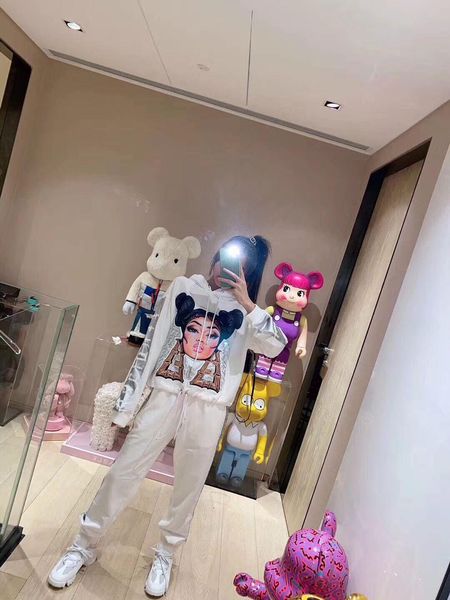 

2020 взлетно-посадочная полоса женщины ins с капюшоном топы+брюки костюмы 2 / шт повседневная новый бренд дизайнер оптовая бесплатная достав, White