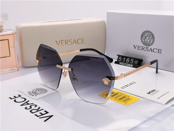 

European and american tyle out tanding de igner luxury men 039 and women 039 clothing brand ungla e frame metal re in len ungla