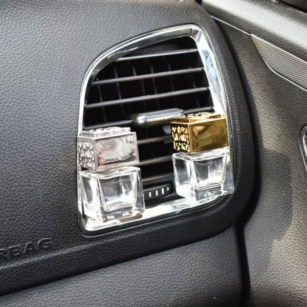 

car lasting fragrance square perfume bottle air conditioner air outlet square glass bottle with clip