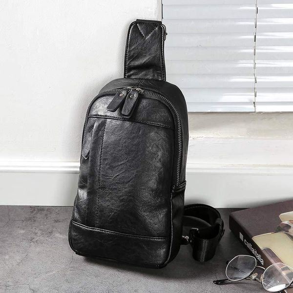 

2019 new korean leisure chest bag men's leather shoulder messenger bag