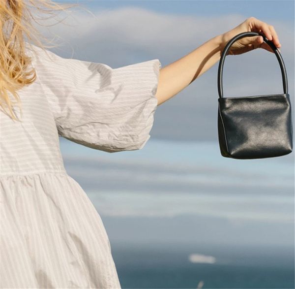 

designer versatile oil wax leather underarm bag women's retro one shoulder handbag multicolor fashion 7 item number ph-cfy2001061