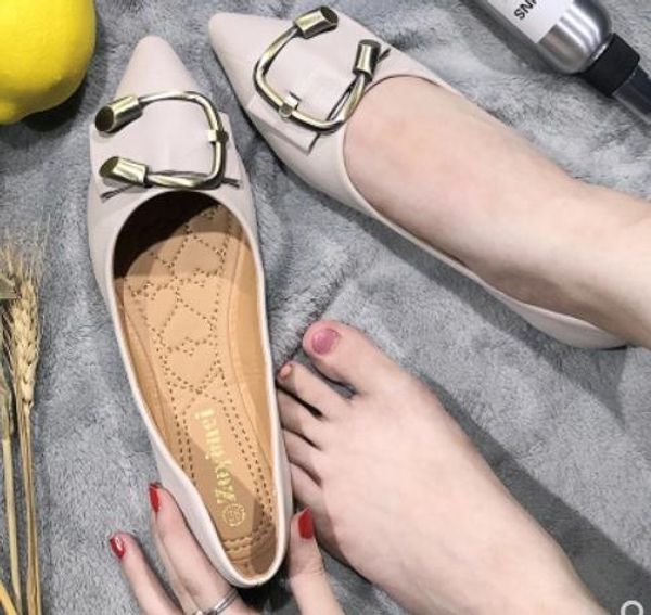 

2019 women's shoes in spring and autumn with new style flat bottom pointed end @62, Black