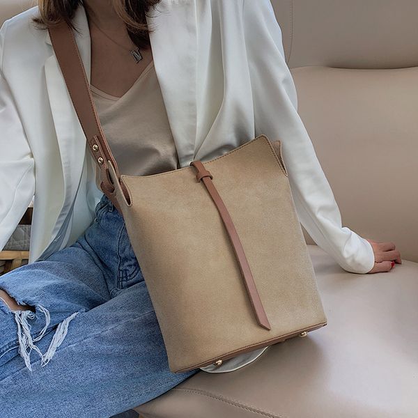 

swdf скраб кожа ковш сумки для женщин 2020 осень зима lady качество crossbody посланника плеча мешок женщина сумки