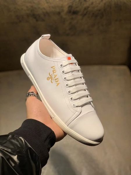 

2020 r wheel element fashion trend outdoor running shoes comfortable and breathable sports overall lightweight casual shoes