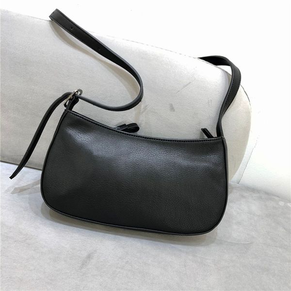 

retro black women shoulder bag natural cowhide leather handbags subaxillary baguette bag female crossbody bags bolsa feminina
