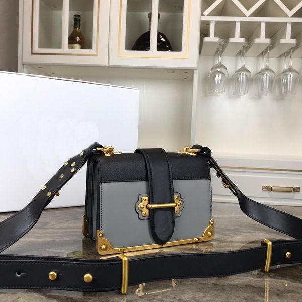 

европейского высококачественного 2019 новых моды лоскутного дамы плеча сумки изысканной сумки сумка бесплатно по всему миру