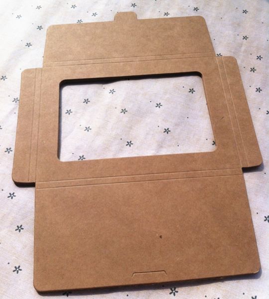 

10pcs 3 sizes kraft paper box with window vintage hollow postcard box envelope greeting p postcard packaging
