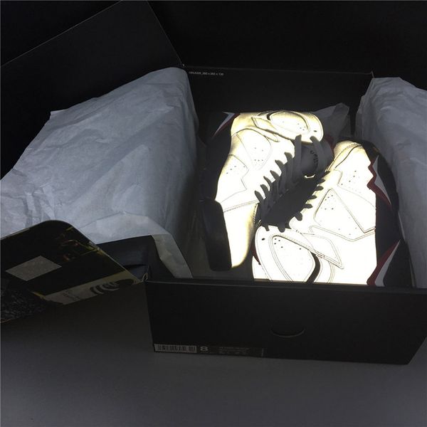 

Reflections of A Champion 7S 2019 Basketball Shoes 7 High OG New Fashion Unique Silver Red Running Designers Mens Sports Chaussure with Box