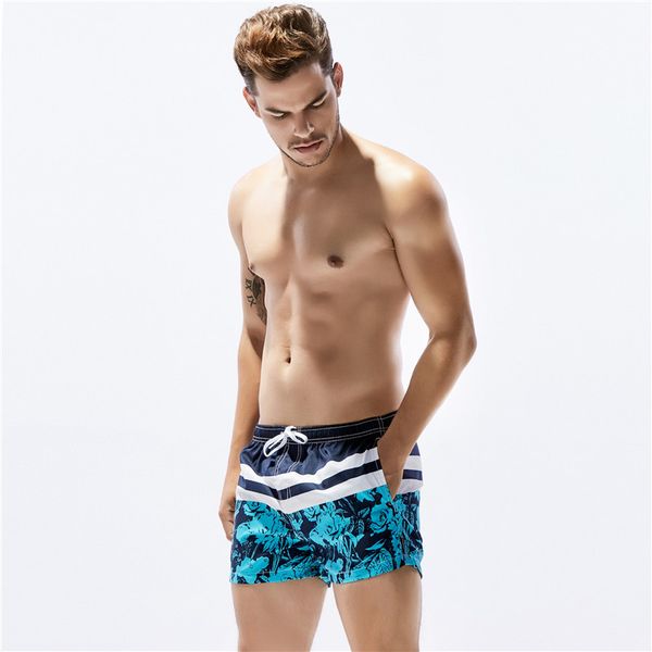 

men's shorts 2021 men summer simple trend beachpantscasual comfortable quick dry beach spring super handsome pants, White;black