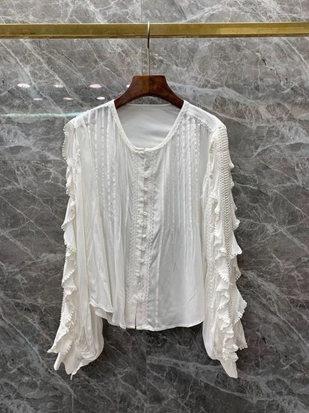 

2020 early spring new women's round neck lace pleated stitching decoration solid color long-sleeved wild 321, White