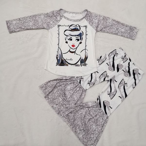 

toddler boutique clothes cute girls pattern outfit children long sleeve outfit girl stitching and bell pants set t200526, White