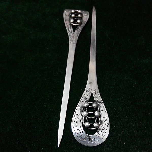 

sell new - handmade miao silver classic female needle hairpin step shake tassel silver needle