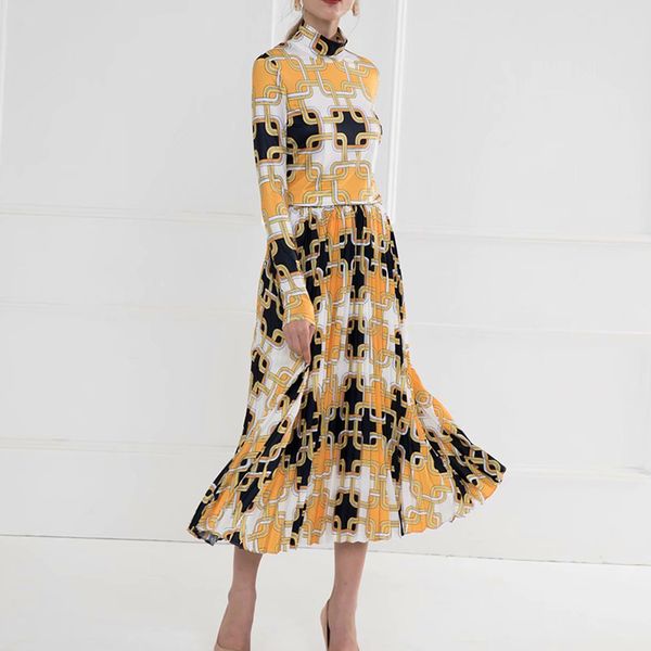 

new fashion 2020 runway suit set women's long sleeve geometric pleated midi dress, White