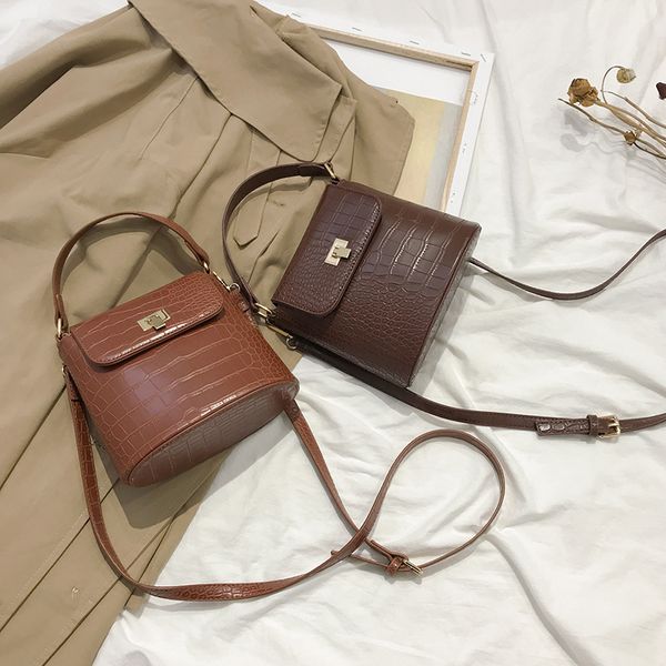 

vintage small bag 2019 new fashion women's bag bucket texture one shoulder slant