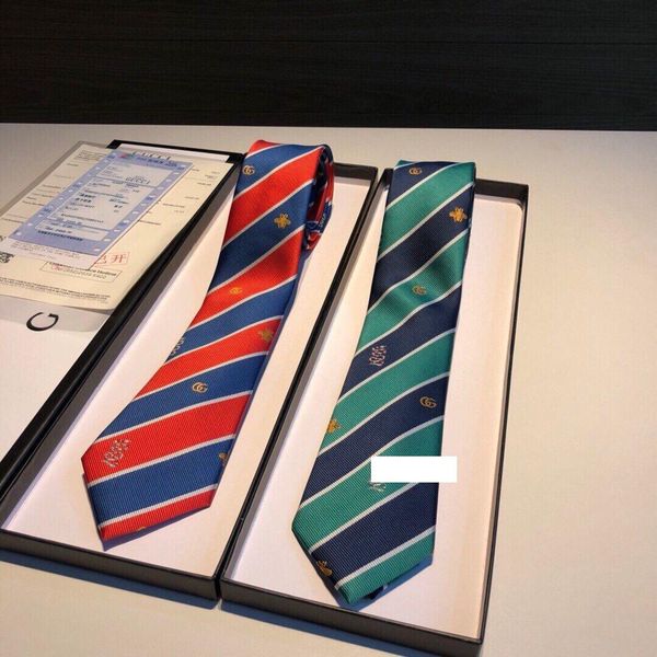 

2019 new высокого качества luxury bowties марки дизайнер связывает мужской деловые шелковый галстук с подарочной коробкой g004, Blue;purple