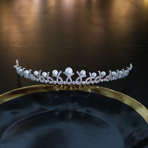 

exquisite simple high-grade cubic zircon crown tiara wedding dress round engagement pearl hair band hair accessories, Golden;white