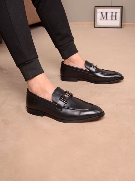 

high-end luxury fashion designer men's leather shoes casual party dress shoes business office wedding shoes triple classic men's b