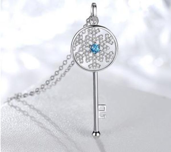 

s925 silver necklace key diamond pendant pendant clavicle chain korean version of the small fresh sweater chain christmas gift