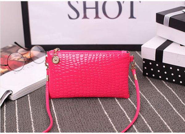 

новый крокодил маленькая квадратная сумка женский кошелек сумка на плечо сумка-мессенджер лакированная кожа ключ мобильный кошелек