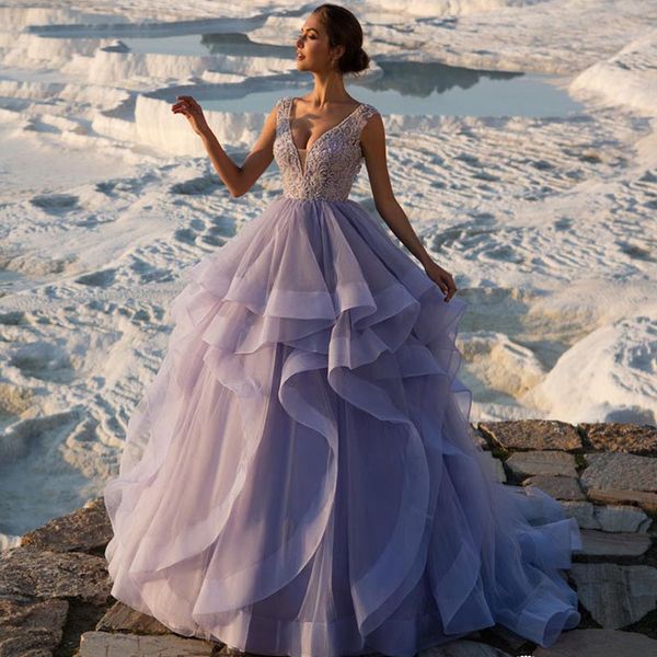 

сексуальная v шеи фиолетовый свадебное платье с скользящим шлейфом тяжелое бисером top доступное свадебное платье многоуровневое кружева сва, White