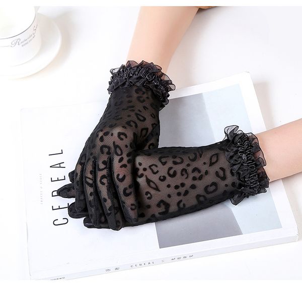 

summer new black leopard print women's lace sun protection gloves fashion lace flocking mesh short thin, Black;white