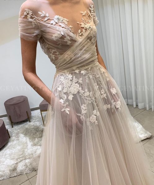 Abito da sposa Boho floreale in pizzo trasparente vintage 2020 con maniche a-line Abiti da sposa hippie Abiti da sposa estivi da spiaggia Country277g