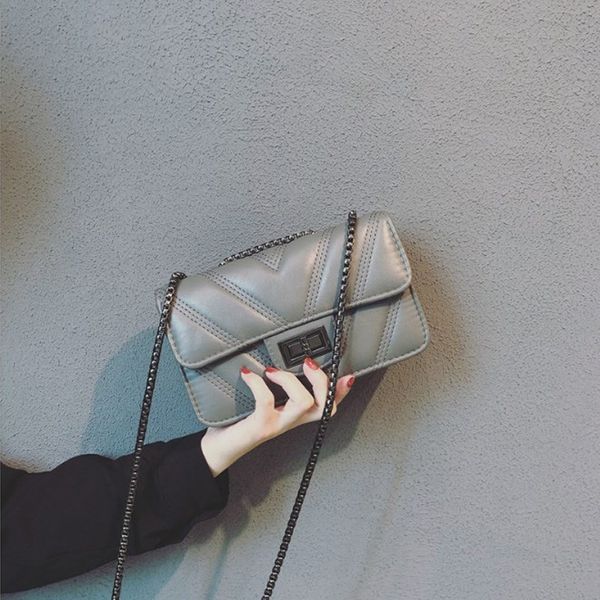 

genuine leather chain chic small ck mobile phone package woman oblique satchel mini- single shoulder western style lingge small luxury bag