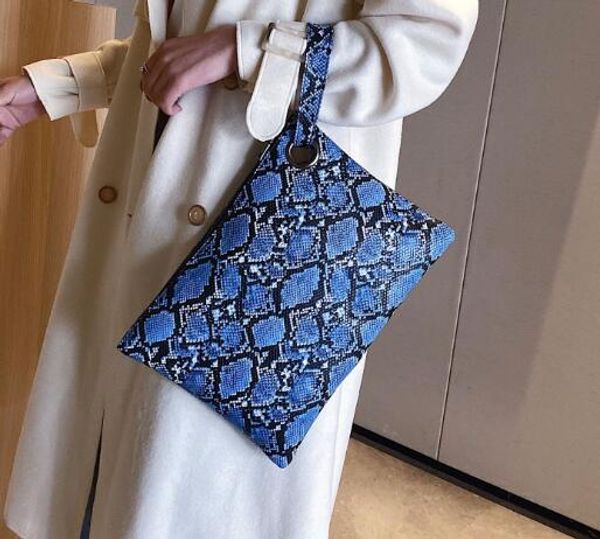 

2020 new european style envelope bag large capacity temperament banquet bag