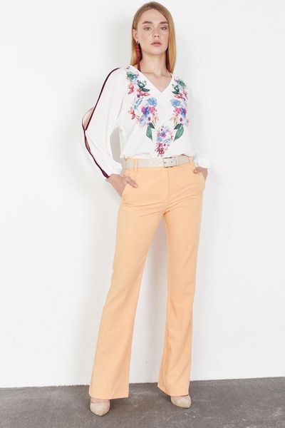 

female salmon spanish bell-bottomed pants, Black;white