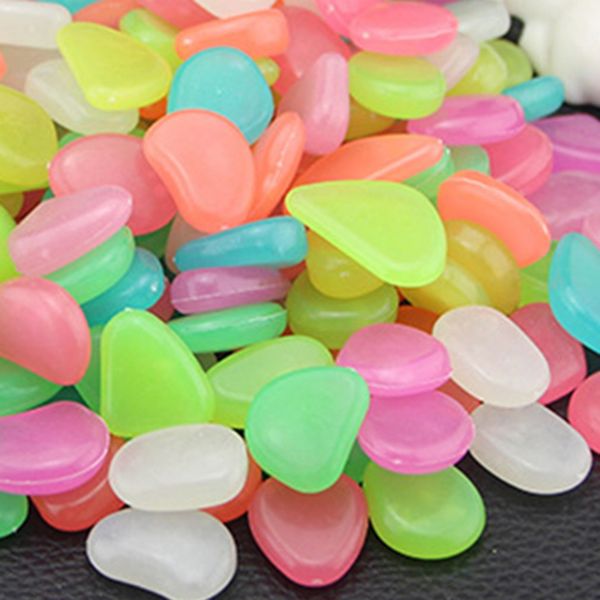 

50pcs искусственный цвет светящийся камень fluorescent камень shiny камень полный английский пакетоупаковочные fish tank озеленению
